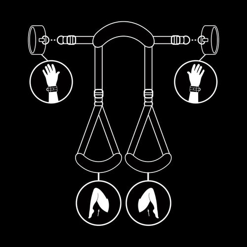 FETISH SUBMISSIVE POSICIÓN PIERNAS ABIERTAS CON ESPOSAS